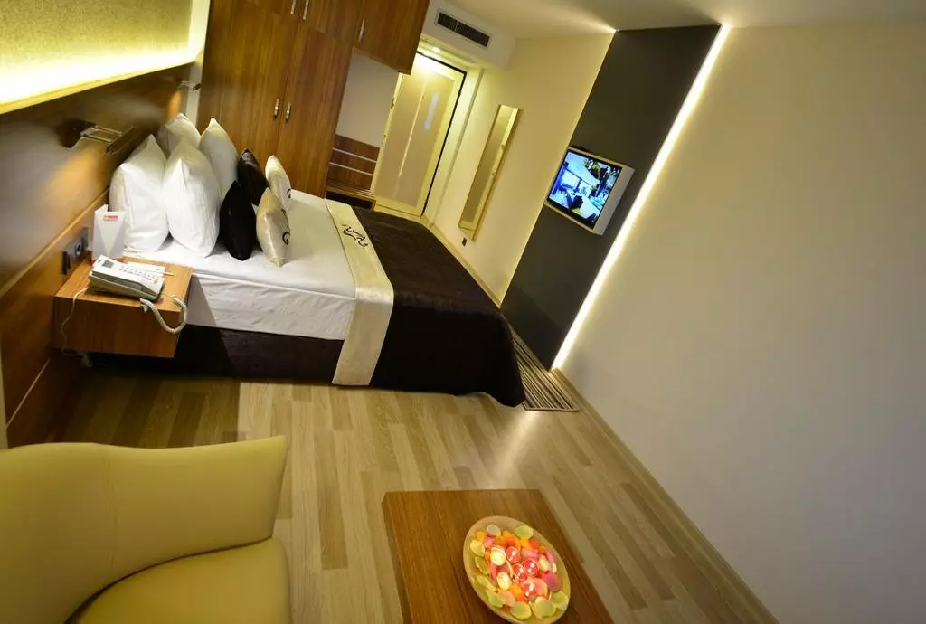 hotel aksan izmir_shabavizparvaz_09.jpg